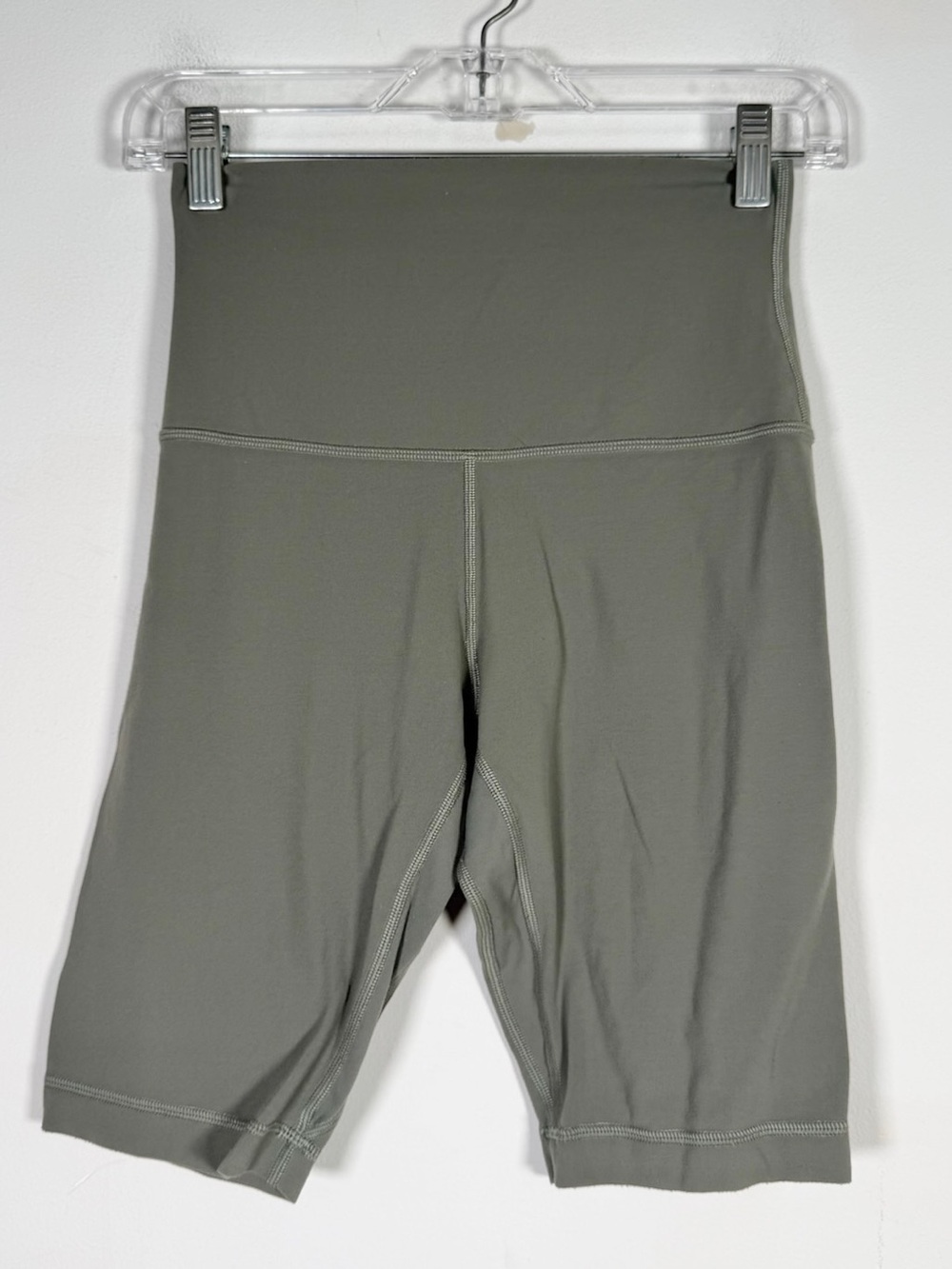 Lululemon Athletica Women’s Size 6 Pull On Align Super High Rise Bike Shorts
